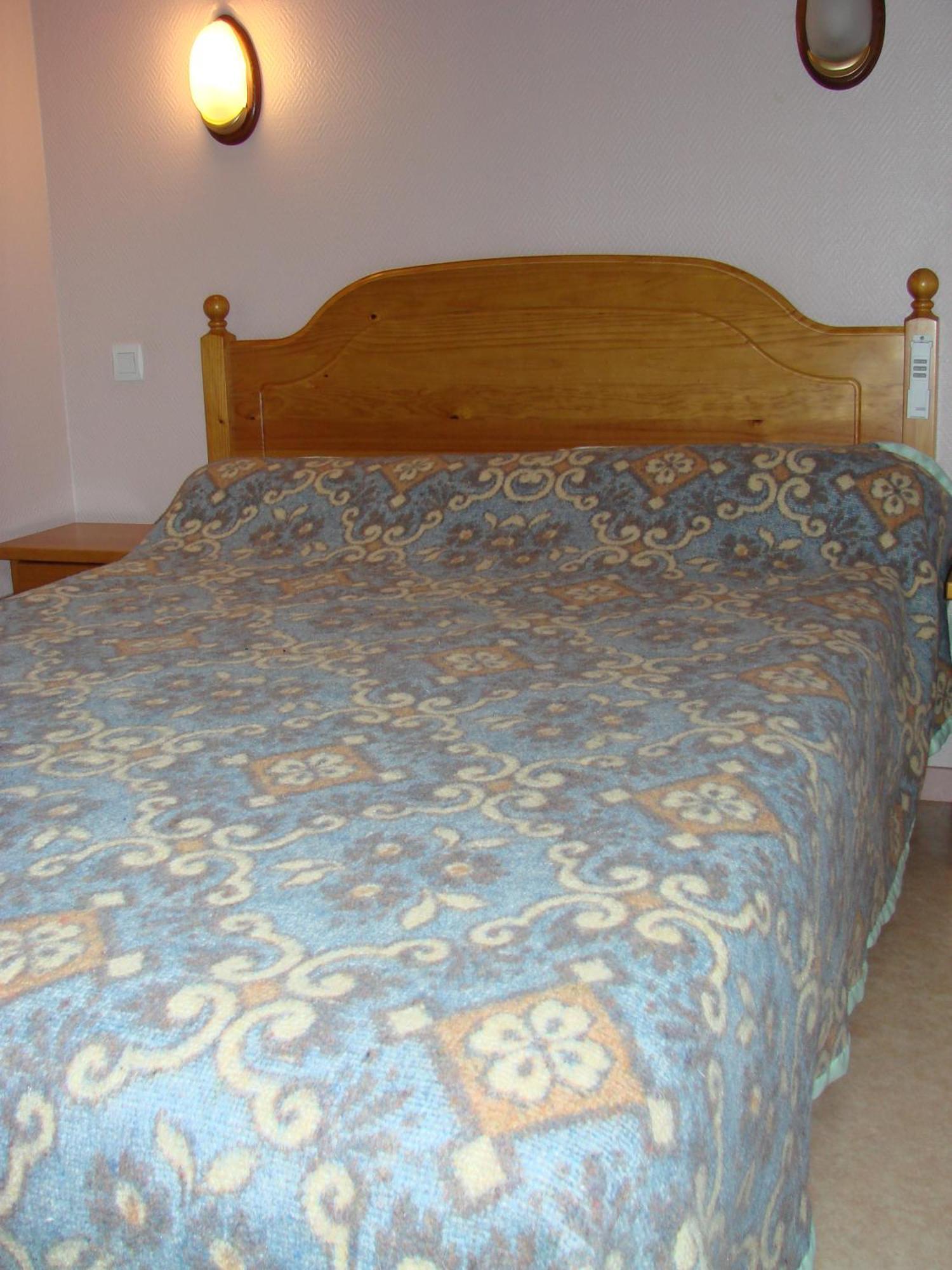 Arbizonloc Apartment Guchen Phòng bức ảnh